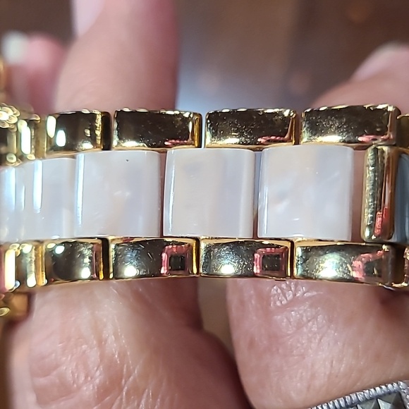 Ladies invicta angel watch - Picture 3 of 5